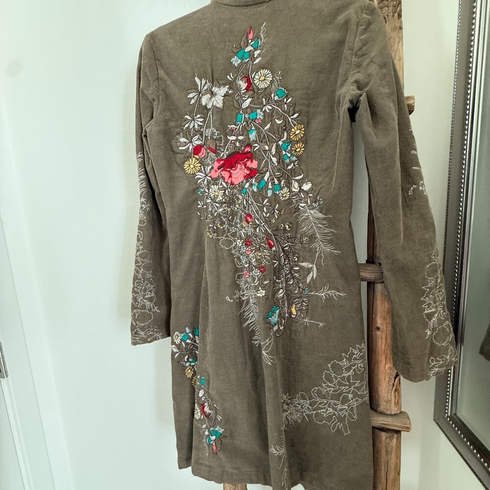 VTG Johnny Was Light Brown w/ Embroidery Long Corduroy Jacket Sz S - Picture 3 of 7
